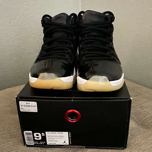 9.5 Men’s Air Jordan 11 72-10 - Picture 2 of 2